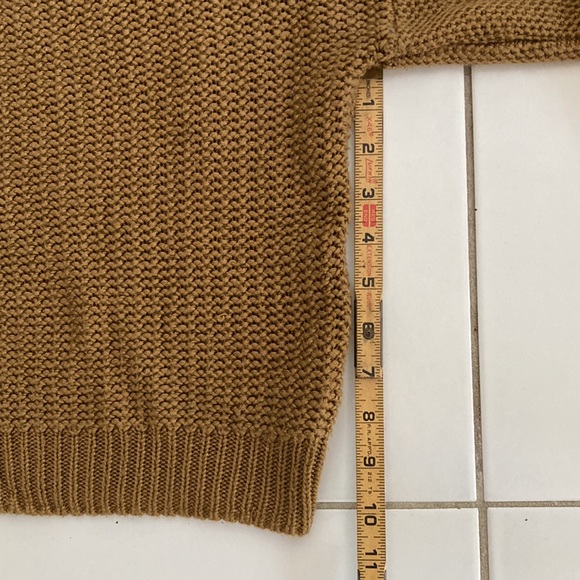 Forever 21 Cropped Sweater - Picture 3 of 5